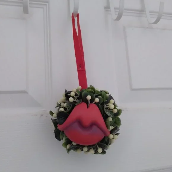 Whimsical Christmas Mistletoe - Picture 1 of 3